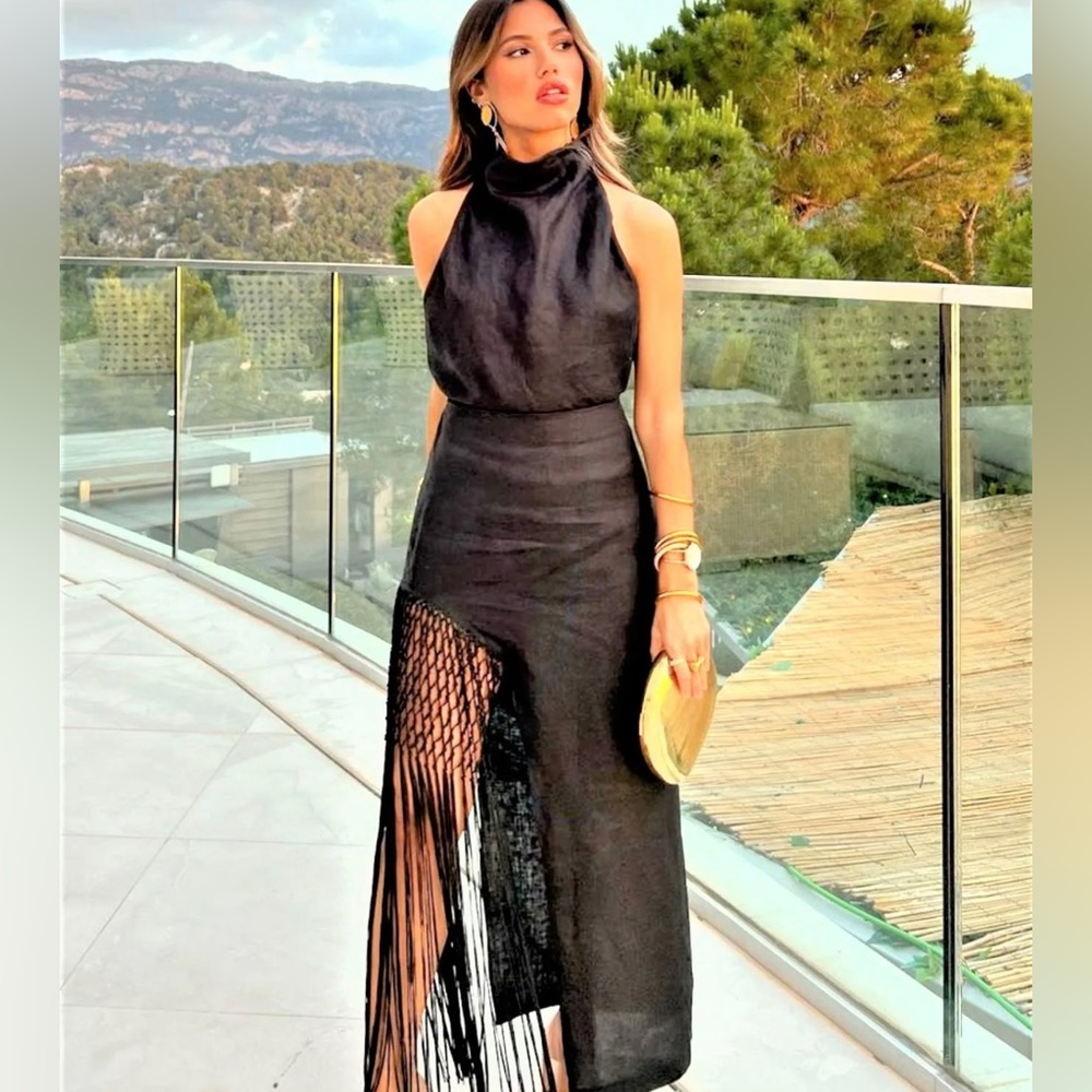 Zara - Picture 2 of 2